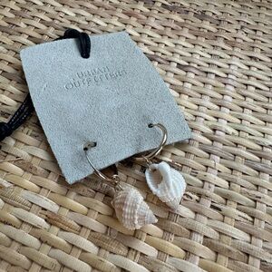 Urban Outfitters Shell Drop Earrings NWT